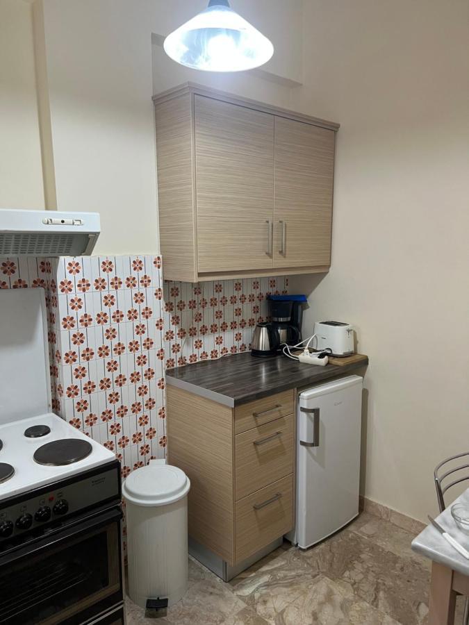 Neapolis Apartments Palaiochora Ngoại thất bức ảnh